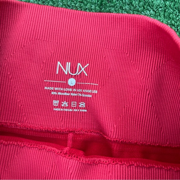 NUX Red Workout Leggings with Cutout Diagonal Design Size L - Picture 3 of 7